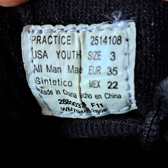 Starter Cleats, Kid Size 3, Unisex, Molded Cleats, Football, Baseball, Soccer - Picture 11 of 11